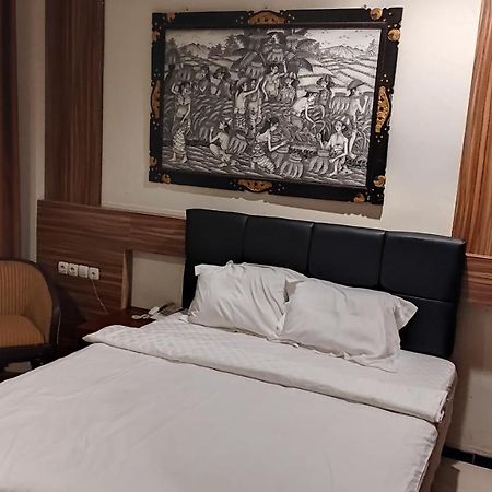 Mirabell Hotel & Convention Hall 말랑 외부 사진