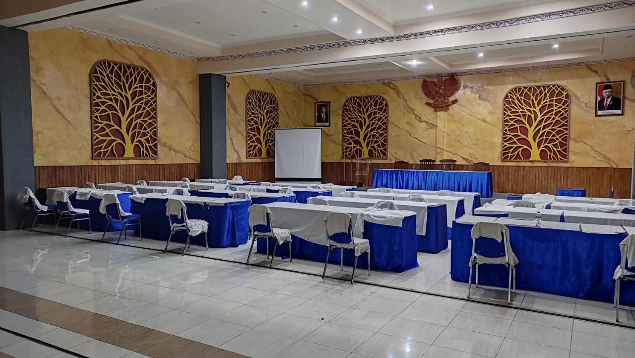 Mirabell Hotel & Convention Hall 말랑 외부 사진